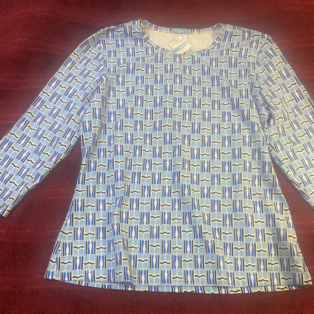 J. Mc Laughlin Signature Tee. NWT Sz L